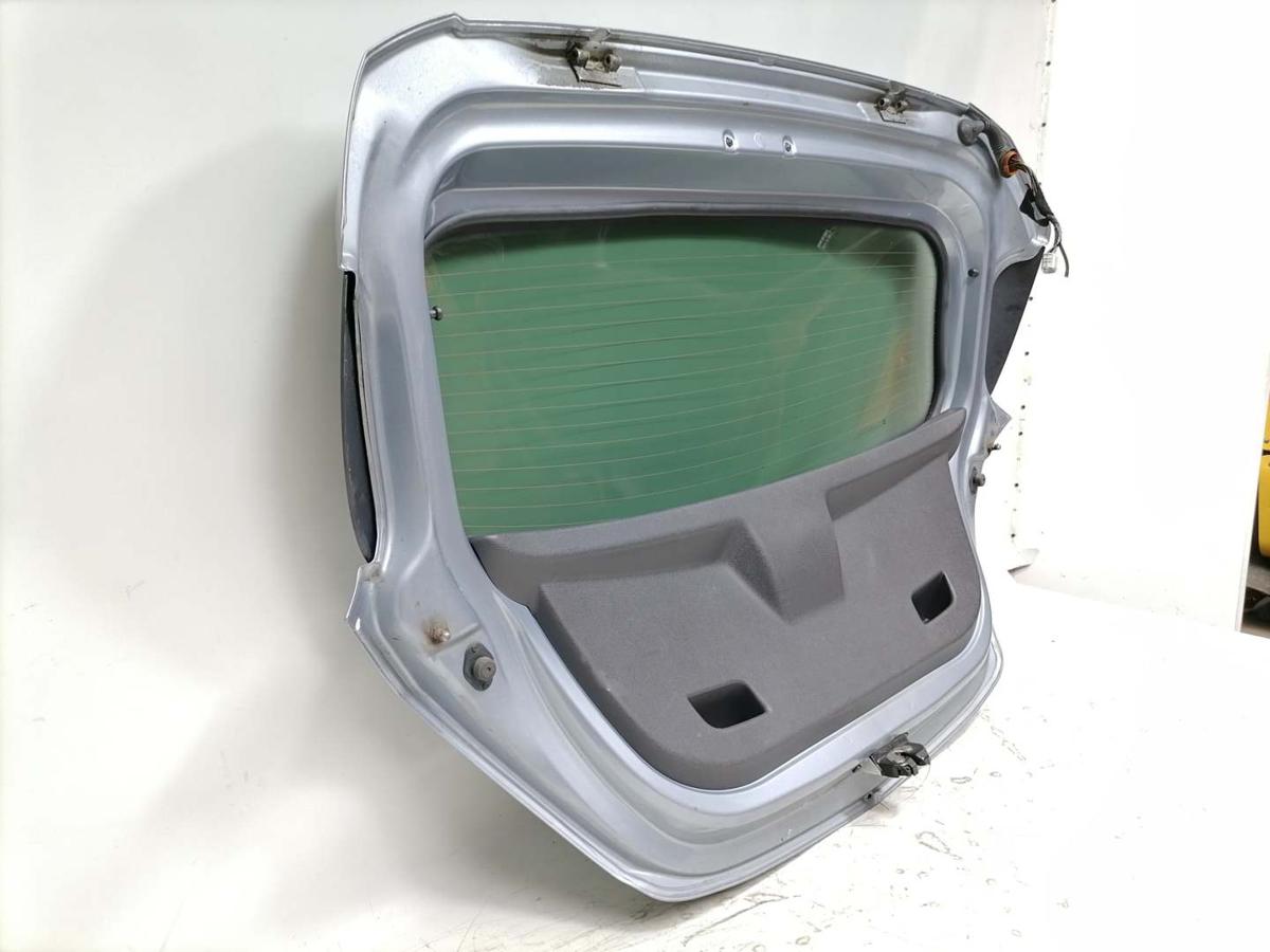 Opel Corsa D original Heckklappe mit Heckscheibe Z163 Lichtsilber 5-T&uuml;rer Bj.2010